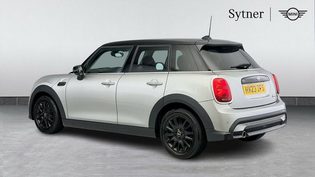 Mini Hatch 1.5 Cooper Classic HV23ZFS Silver #2