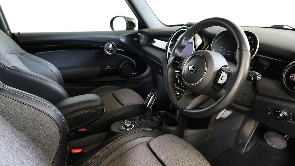 Mini Electric 135Kw Cooper S Level 2 33Kwh Black #6