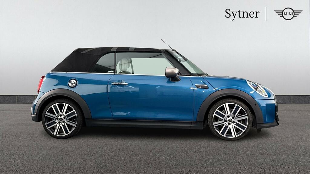 Mini Convertible 2.0 Cooper S Exclusive II Comfortnav Pack DL21FWU Blue #3