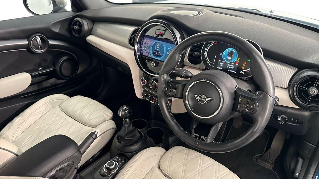 Mini Convertible 2.0 Cooper S Exclusive II Comfortnav Pack DL21FWU Blue #6