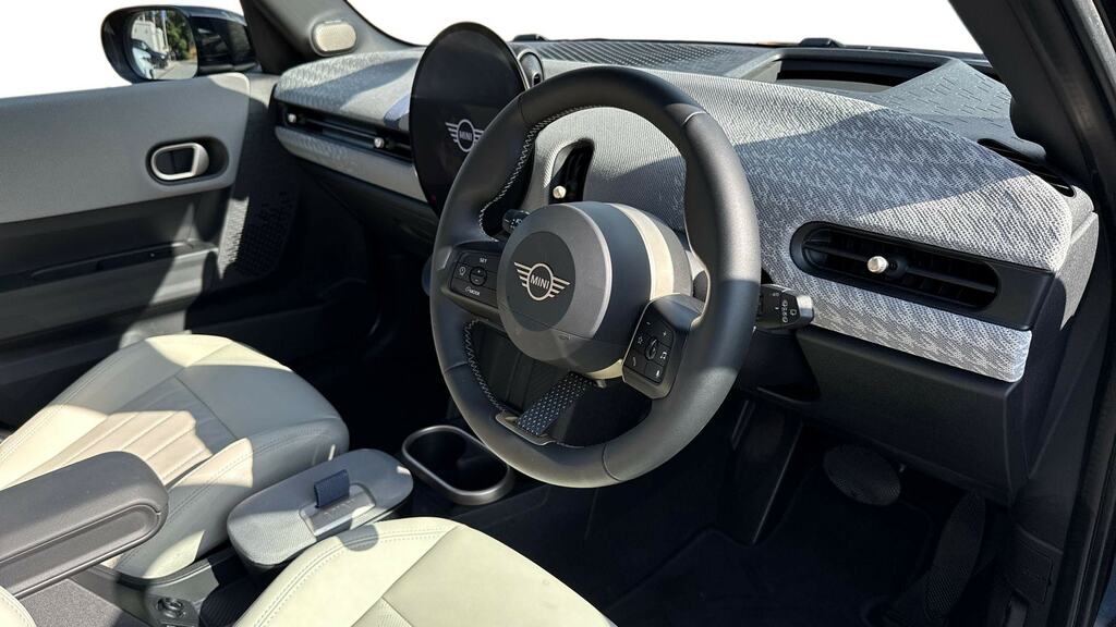 Mini Hatch 2.0 S Exclusive Level 2 RX75HKE Black #6