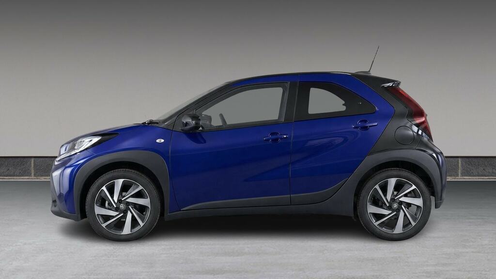 Toyota Aygo X 1.0 Vvt-i Edge WP22OWH Blue #5