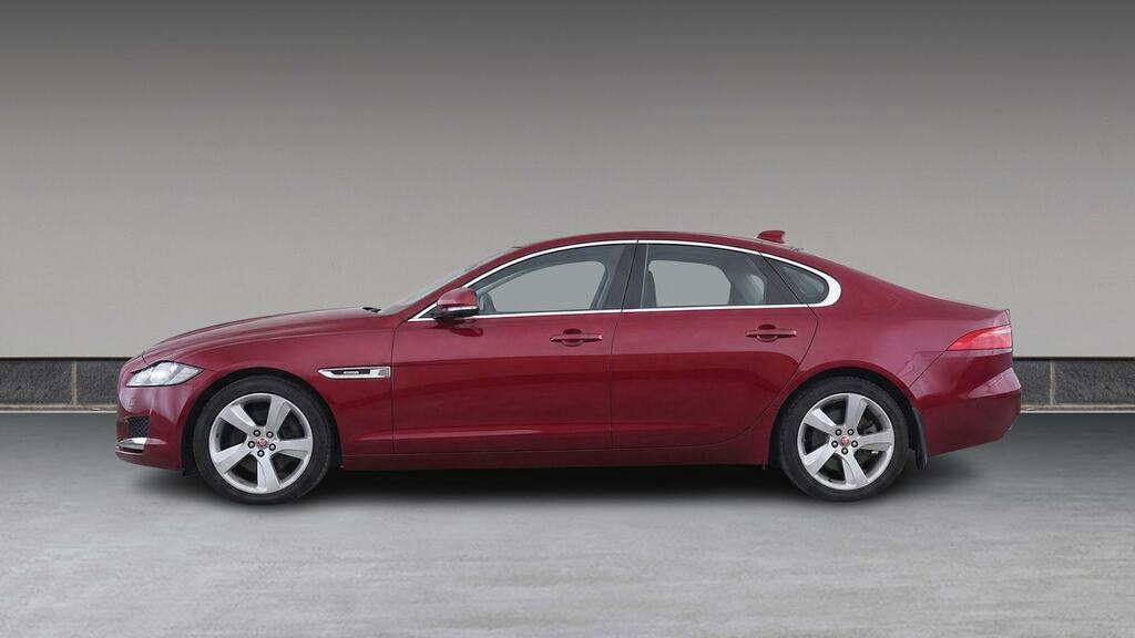 Jaguar XF 2.0D 180 Prestige Red #5