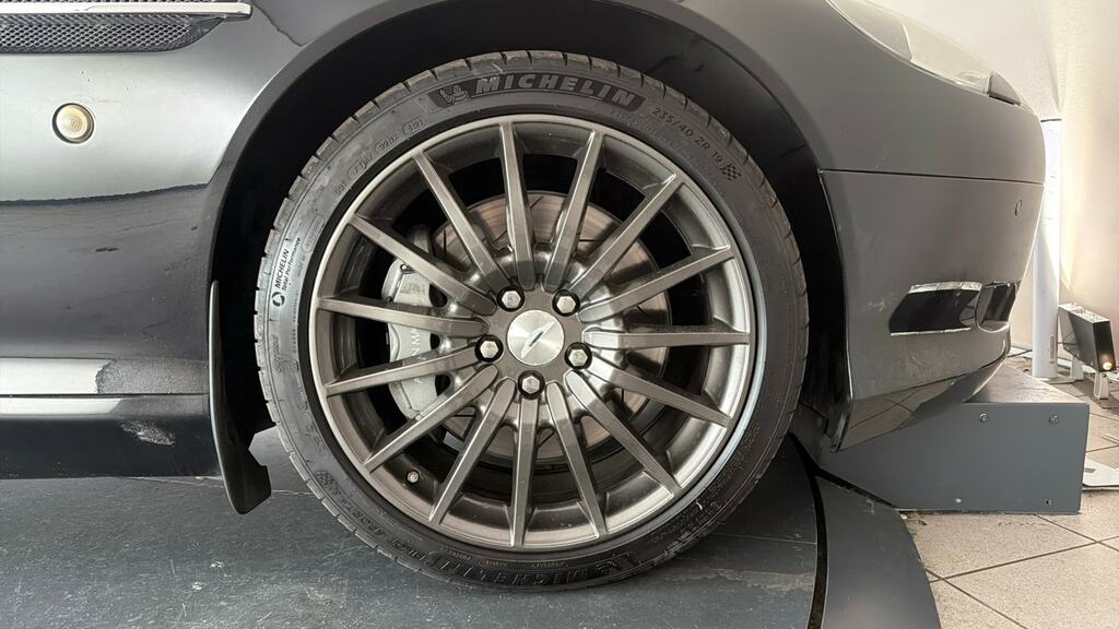 Aston Martin DB9 Db9 V12 Silver #26