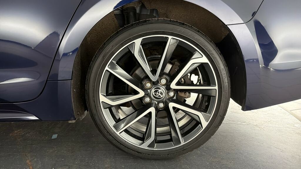 Toyota Corolla 1.8 Hybrid Gr Sport Cvt Black #25
