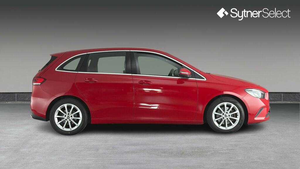 Mercedes-Benz B Class B200d Sport Red #3