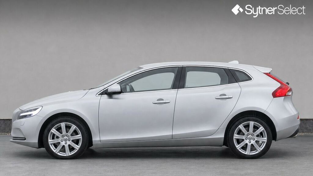 Volvo V40 T3 152 Inscription Geartronic Silver #6