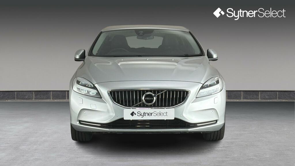 Volvo V40 T3 152 Inscription Geartronic Silver #4
