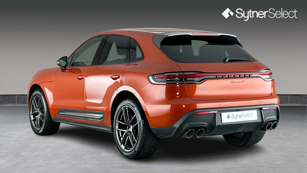 Porsche Macan T Pdk Orange #2