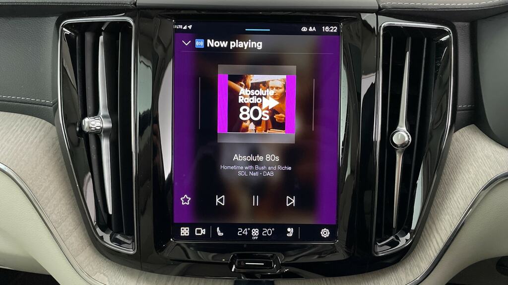 Volvo XC60 Recharge Inscription Pro, T8 Awd Plug-in Hybrid White #20