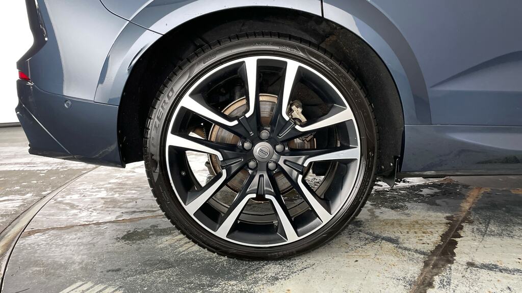 Volvo XC60 Recharge Inscription Pro, T8 Awd Plug-in Hybrid White #24