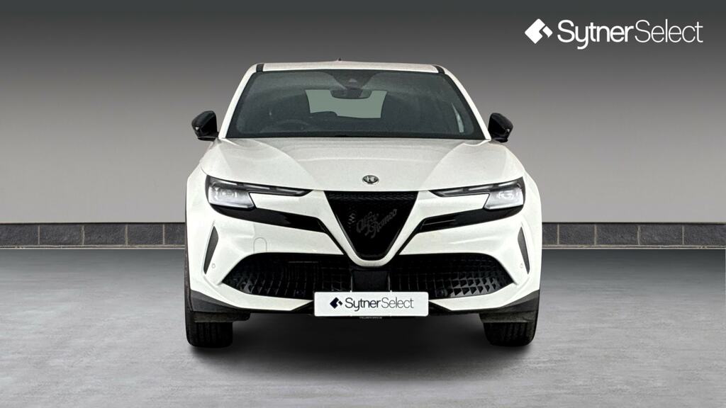 Alfa Romeo Junior 1.2 Turbo Ibrida FE75TCO White #4