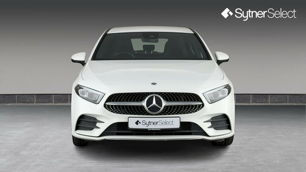 Mercedes-Benz A Class A180 Amg Line WD68LXF White #4