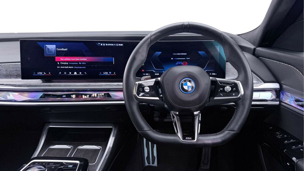 BMW i7 485Kw M70 Xdrive 105.7Kwh Blue #5