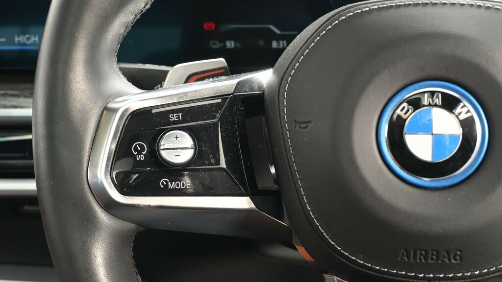 BMW i7 400Kw Xdrive60 M Sport 105.7Kwh 2024 Grey #17