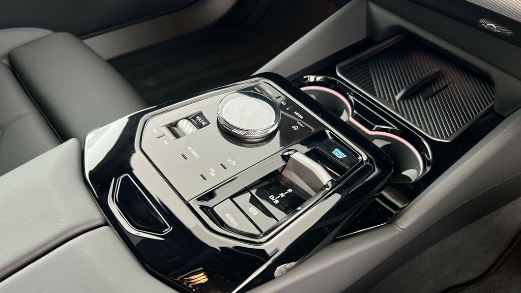 BMW i5 250Kw Edr40 M Sport Pro 84Kwh At Teccmf22kw Grey #10