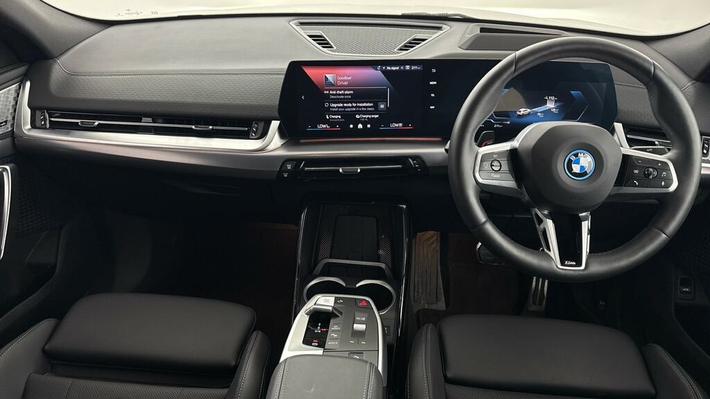 BMW iX2 150Kw Edrive20 M Sport 65Kwh Techpro White #4