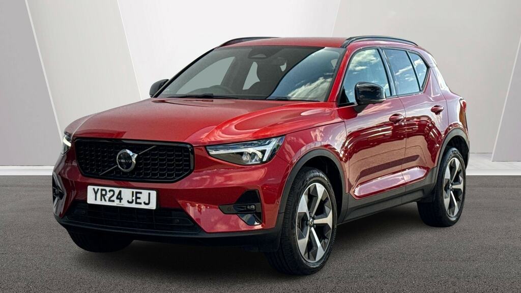 Volvo XC40 2.0 B4p Plus Dark YR24JEJ Red #6