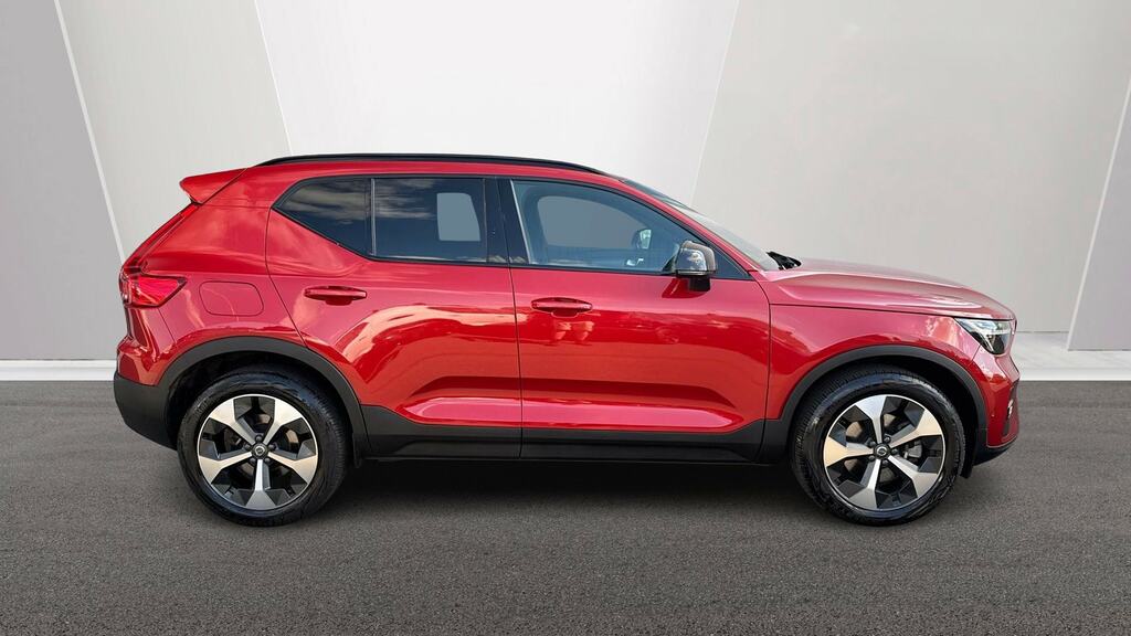Volvo XC40 2.0 B4p Plus Dark YR24JEJ Red #3