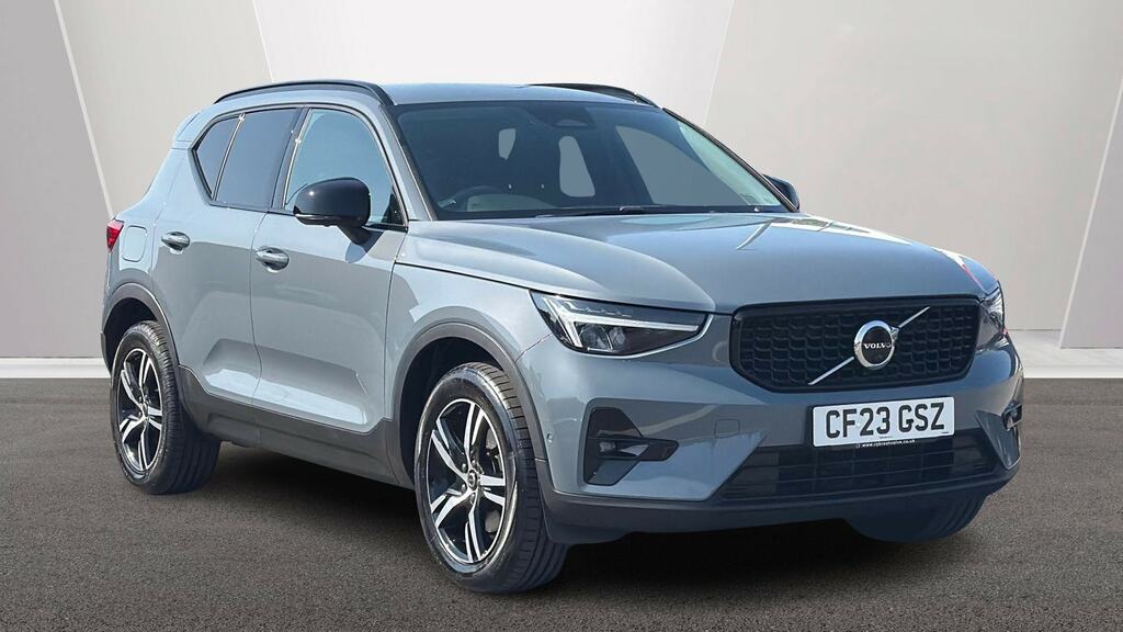 Volvo XC40 2.0 B3p Plus Dark Grey