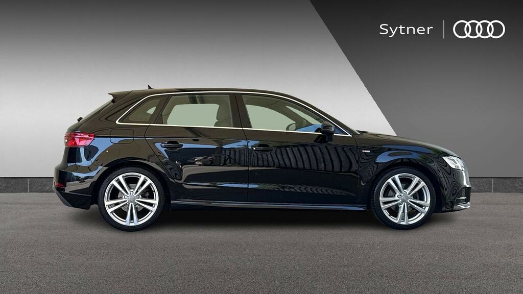 Audi A3 1.5 Tfsi S Line Black #4
