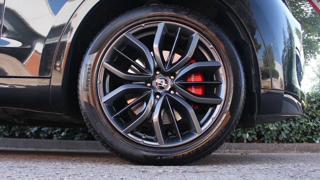 Maserati Levante 3L Sportivo Grey #19