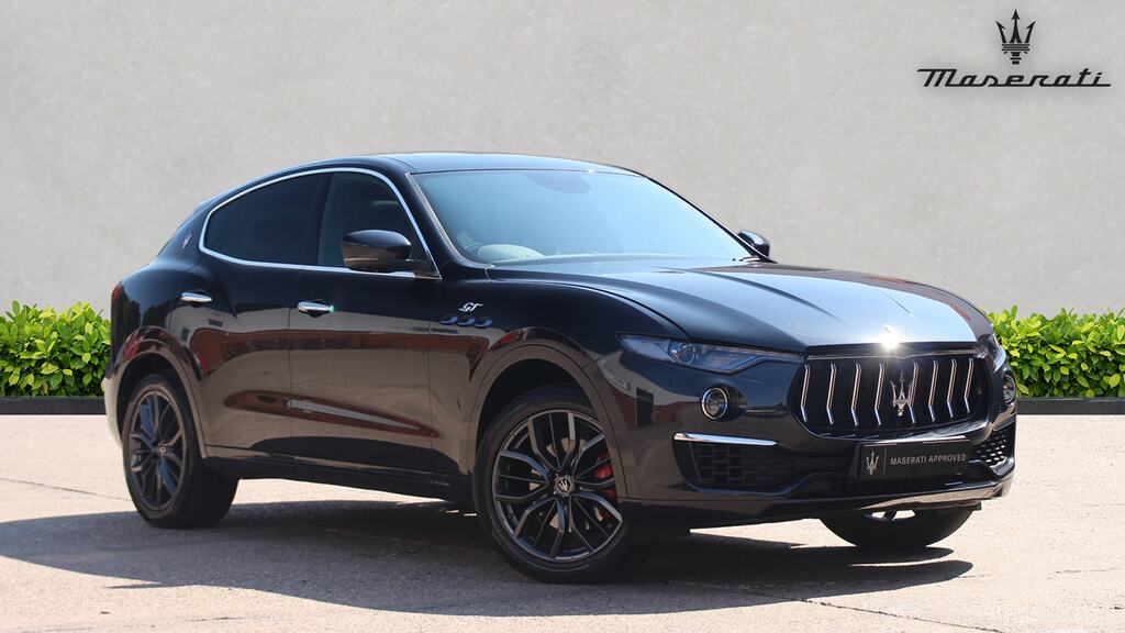 Maserati Levante Hybrid Gt Black