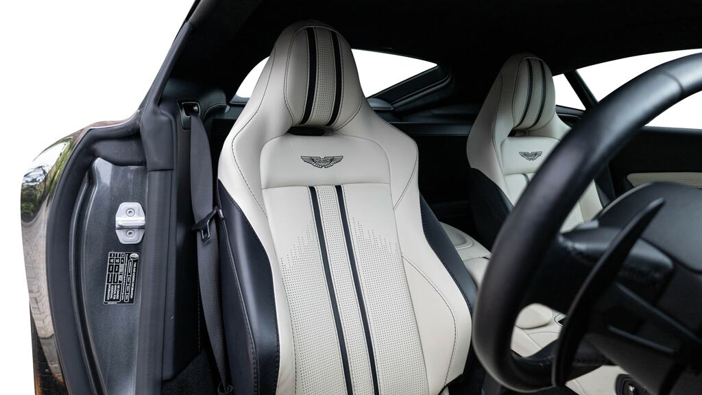 Aston Martin V8 Dbx V8 Blue #11