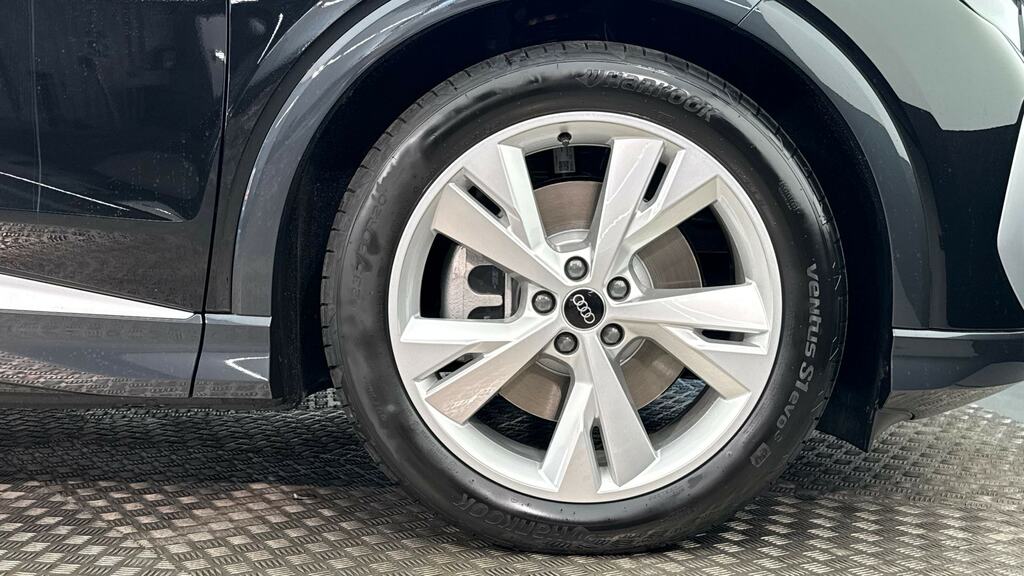 Audi Q4 E Tron 210Kw 45 82Kwh S Line Leather Black #5