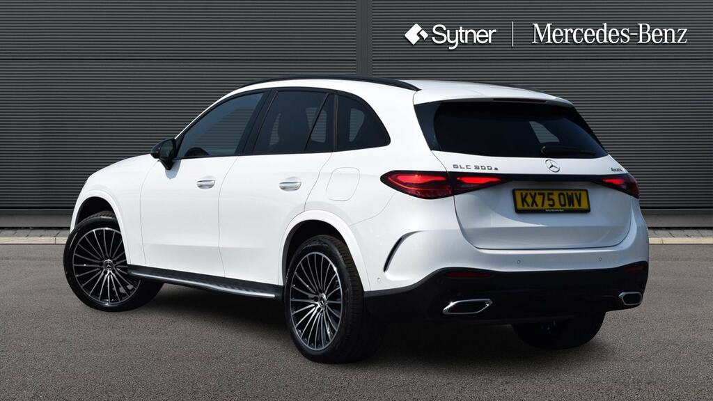Mercedes-Benz GLC Class Glc 300E 4Matic Amg Line Prem Plus 9G-tronic KX75OWV White #2