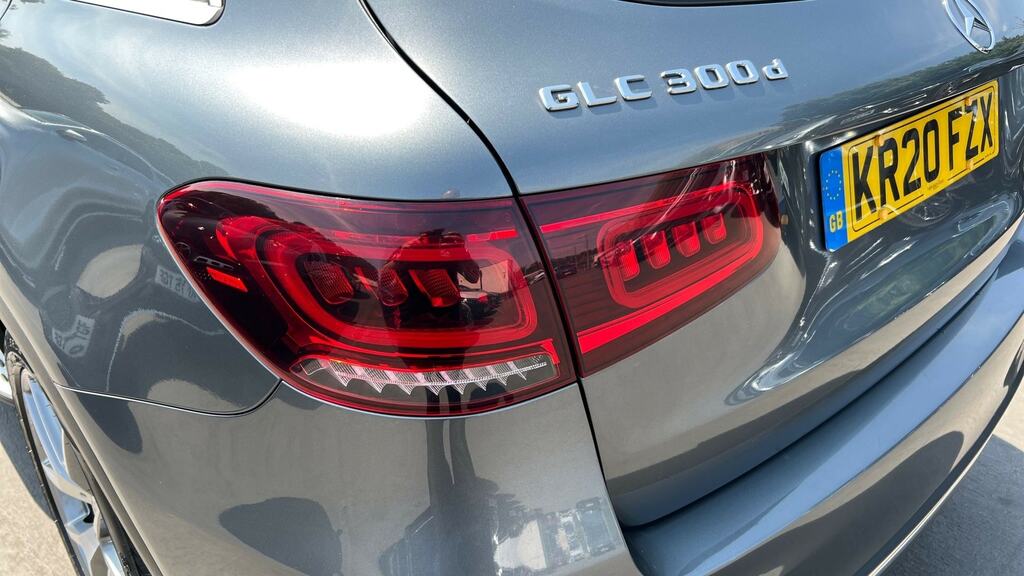 Mercedes-Benz GLC Class 2.0 2.0 Glc300 Mhev Sport Suv G Tronic Black #19