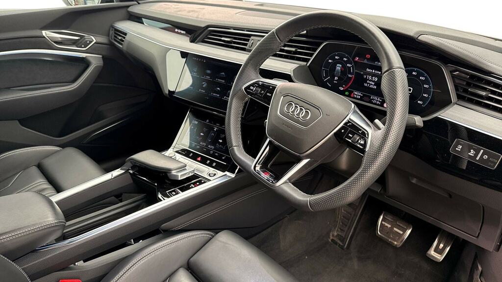 Audi Q8 e tron 250Kw 50 Quattro 95Kwh Black Ed Tech Grey #6