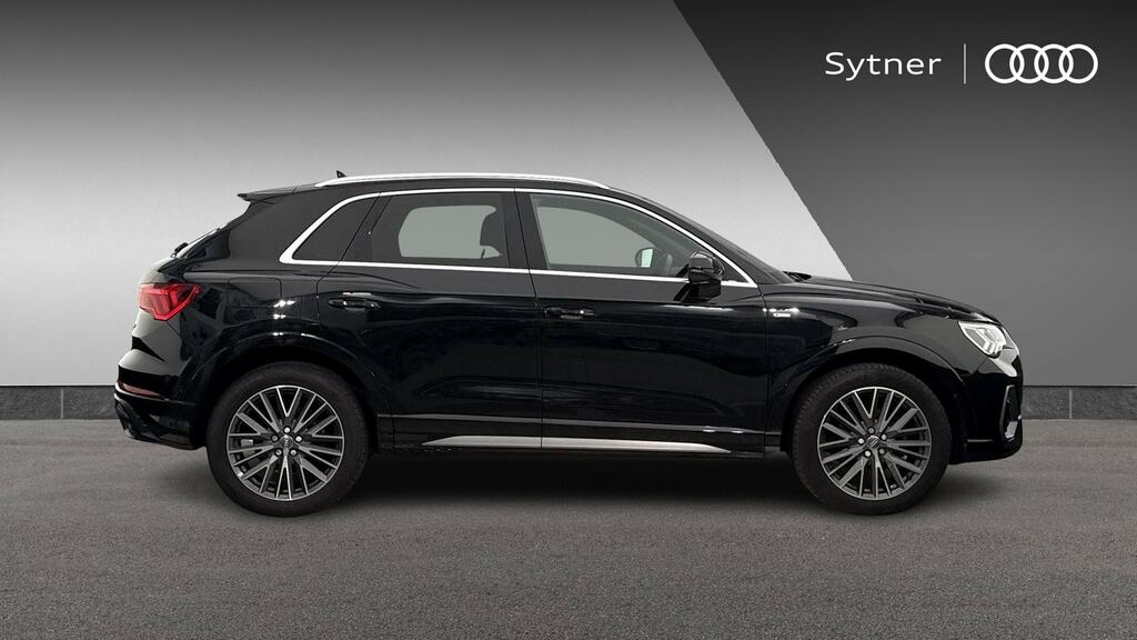 Audi Q3 35 Tfsi S Line Comfortsound Pack Black #4