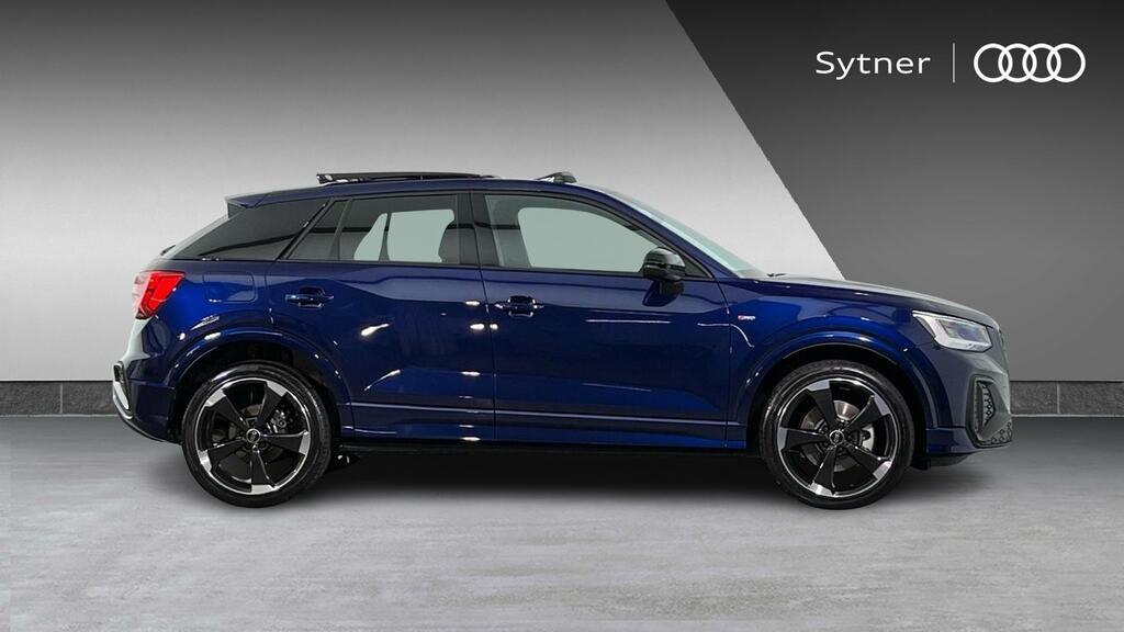 Audi Q2 35 Tfsi Black Edition S Tronic Tech Pro FM26UAX Blue #4