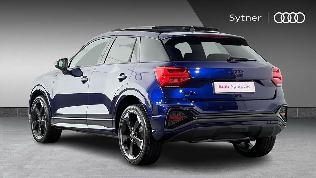 Audi Q2 35 Tfsi Black Edition S Tronic Tech Pro FM26UAX Blue #3