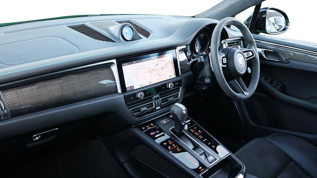 Porsche Macan Gts Pdk Green #3