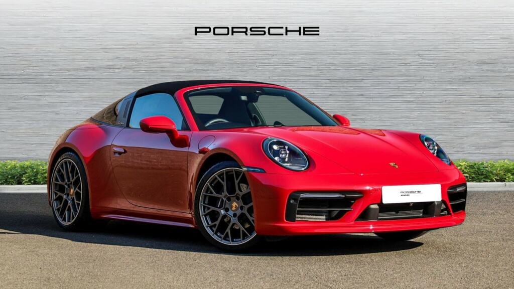 Porsche 911 2dr Pdk Red