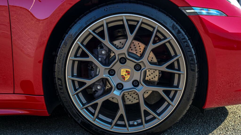 Porsche 911 2dr Pdk Red #4