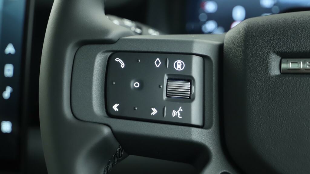 Land Rover Defender 110 2025 3.0 D250 Mhev Xs Edition 4Wd Euro 6 Ss Black #24
