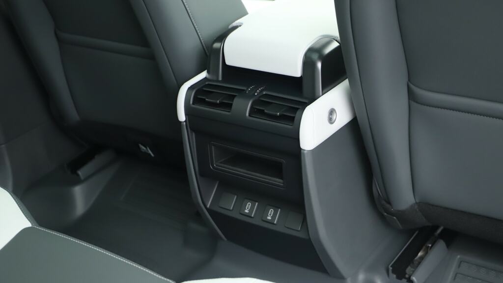 Land Rover Defender 110 2025 3.0 D250 Mhev Xs Edition 4Wd Euro 6 Ss Black #18