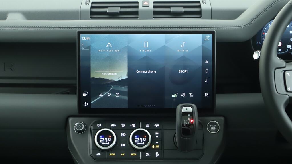 Land Rover Defender 110 2025 3.0 D250 Mhev Xs Edition 4Wd Euro 6 Ss Black #14