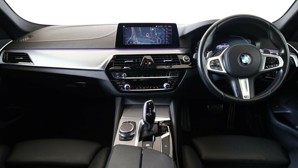 BMW 5 Series 520D Mht Xdrive M Sport White #4