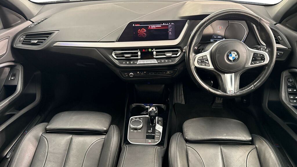 BMW 1 Series 118I M Sport Step KN21JHU Black #4