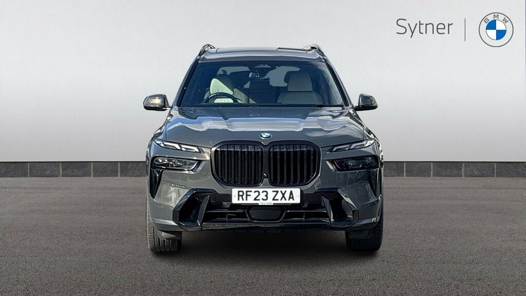 BMW X7 M50i V8 Frozen Black Edition Xdrive Euro 6 #16