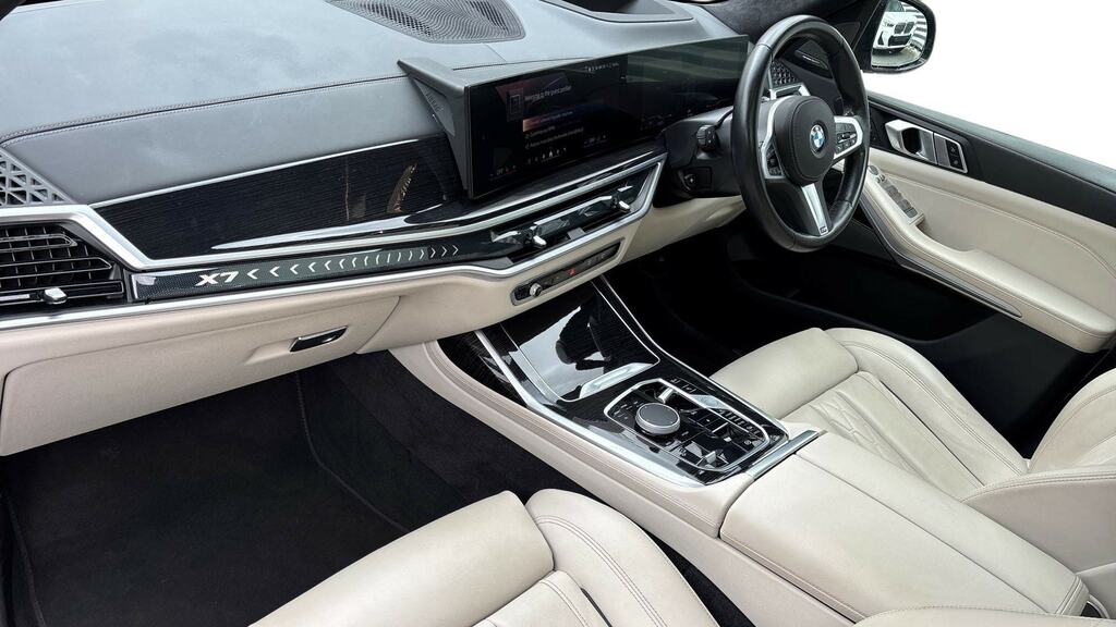 BMW X7 M50i V8 Frozen Black Edition Xdrive Euro 6 #7