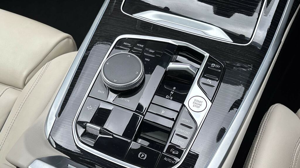 BMW X7 M50i V8 Frozen Black Edition Xdrive Euro 6 #10