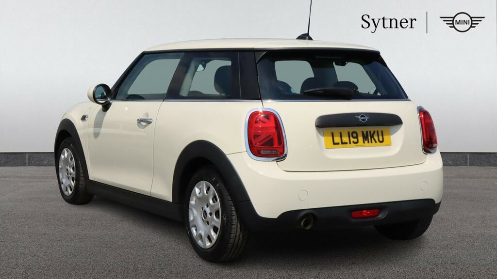 Mini Hatch 1.5 One Classic II LL19MKU White #2