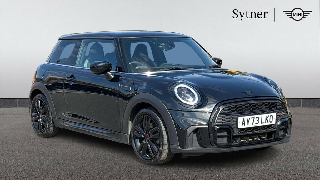Mini Hatch 1.5 Cooper Sport Premium Black