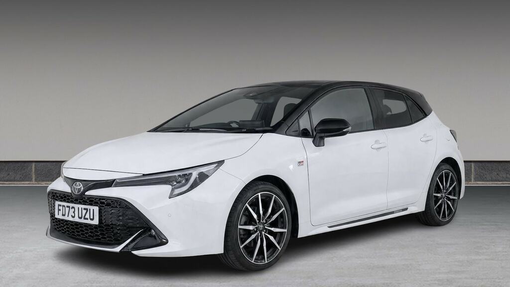 Toyota Corolla 2.0 Hybrid Gr Sport Cvt White