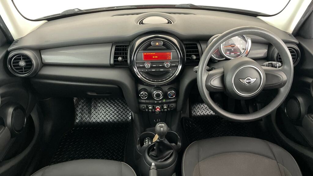 Mini Hatch 1.5 Cooper Sport Pack Red #6